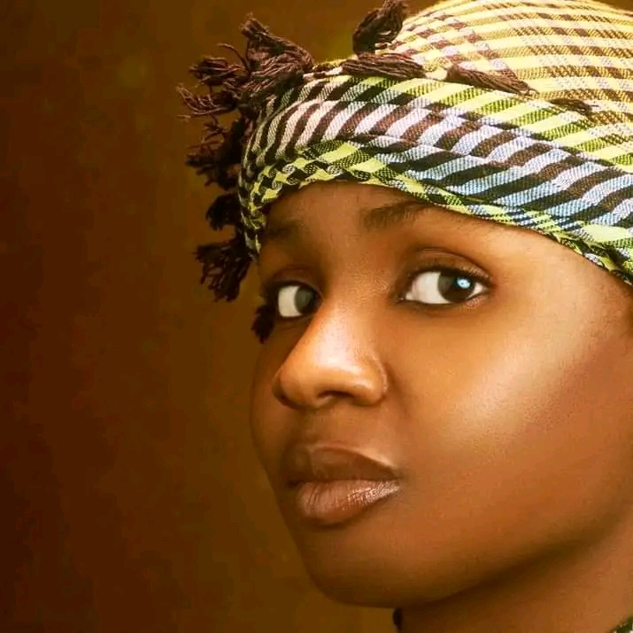 Rumerh Biography: Early Life, Music Career, and Achievements